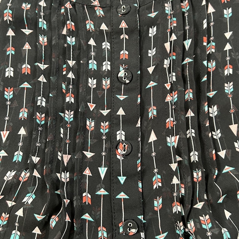 Torrid Shirt Womens 2 Black Arrow Print Sleeveless Sheer Split Back Top - Picture 9 of 15
